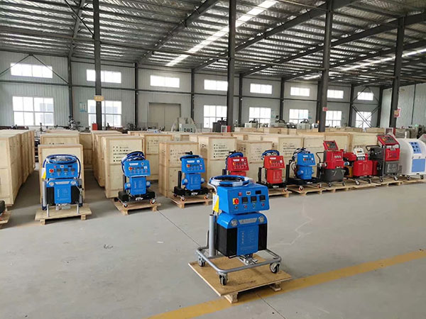 聚氨酯發(fā)泡填充(圖2) Q5600聚氨酯發(fā)泡填充 卷簾門(mén)空隙保溫噴涂機(jī)